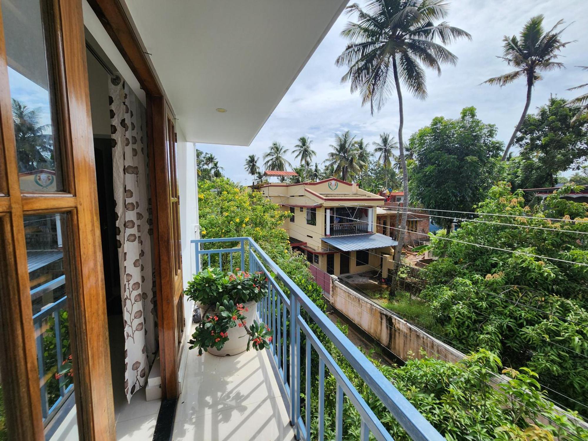 Happyhomes Homestay Thiruvananthapuram Екстериор снимка